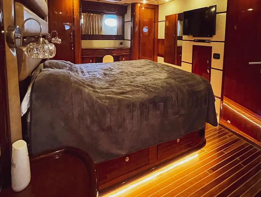 Antalya Yacht Rental 29m Custom 73